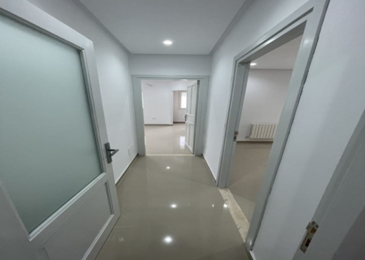 À VENDRE – Appartement S+3 Haut Standing - Bien immobilier à {"id":1,"country_id":219,"name":"ARIANA","slug":"ariana"} - Image 4 - Agence Immobilière Maison Plus Elite