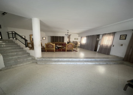À VENDRE – VILLA S+5 AVEC GRAND JARDIN & PISCINE - Bien immobilier à {"id":23,"country_id":219,"name":"TUNIS","slug":"tunis"} - Image 3 - Agence Immobilière Maison Plus Elite