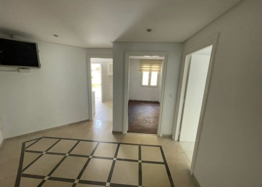 A VENDRE BUREAU AU LAC 1 - Bien immobilier à {"id":23,"country_id":219,"name":"TUNIS","slug":"tunis"} - Image 4 - Agence Immobilière Maison Plus Elite