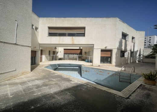 À VENDRE – VILLA S+5 AVEC GRAND JARDIN & PISCINE - Bien immobilier à {"id":23,"country_id":219,"name":"TUNIS","slug":"tunis"} - Image 2 - Agence Immobilière Maison Plus Elite