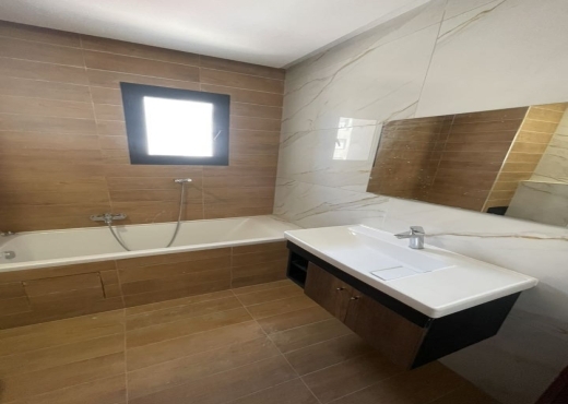 À VENDRE S+2 AOUINA, CITÉ EL WAHAT - Bien immobilier à {"id":23,"country_id":219,"name":"TUNIS","slug":"tunis"} - Image 4 - Agence Immobilière Maison Plus Elite