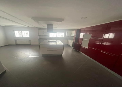 SUPERBE VILLA S+6 A VENDRE MANAR - Bien immobilier à {"id":1,"country_id":219,"name":"ARIANA","slug":"ariana"} - Image 3 - Agence Immobilière Maison Plus Elite