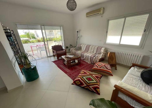 À VENDRE – SUPERBE VILLA À MENZAH 5 - Bien immobilier à {"id":23,"country_id":219,"name":"TUNIS","slug":"tunis"} - Image 2 - Agence Immobilière Maison Plus Elite