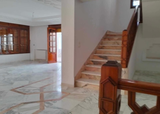 SUPERBE VILLA S+6 A VENDRE MANAR - Bien immobilier à {"id":1,"country_id":219,"name":"ARIANA","slug":"ariana"} - Agence Immobilière immo\'in